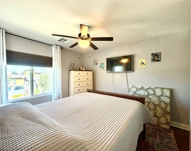 7170 Steubling Glen Street - Photo Thumbnail 32