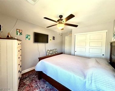 7170 Steubling Glen Street - Photo Thumbnail 31