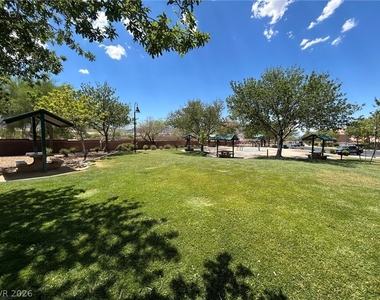 1611 Lefty Garcia Way - Photo Thumbnail 34