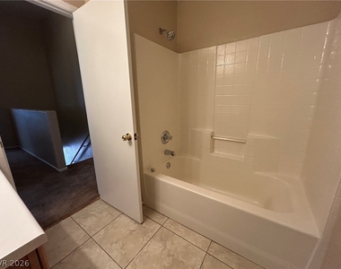 1611 Lefty Garcia Way - Photo Thumbnail 22
