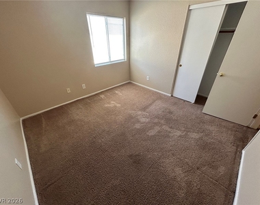 1611 Lefty Garcia Way - Photo Thumbnail 17