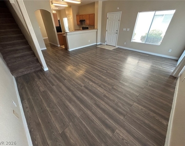 1611 Lefty Garcia Way - Photo Thumbnail 2