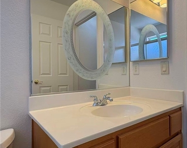 551 Duran Street - Photo Thumbnail 12
