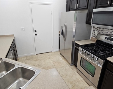 545 Playa Linda Place - Photo Thumbnail 7