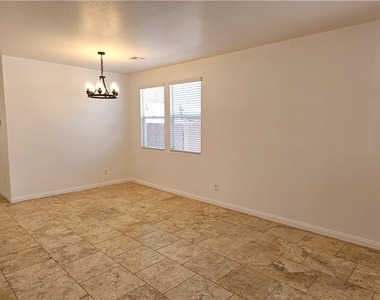 545 Playa Linda Place - Photo Thumbnail 8