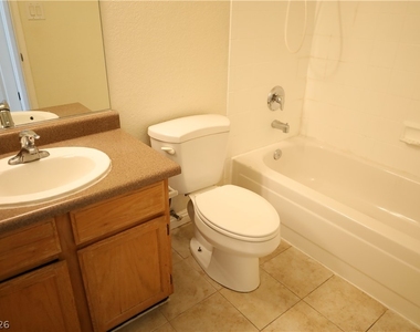 5002 S Rainbow Boulevard - Photo Thumbnail 11