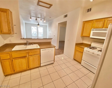 10550 W Alexander Road - Photo Thumbnail 5