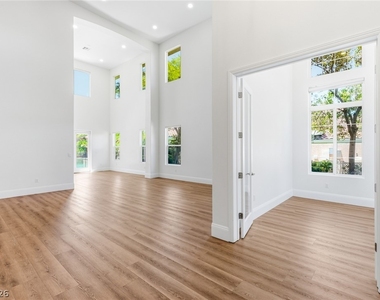 2981 Hammerwood Drive - Photo Thumbnail 4