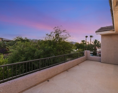 2981 Hammerwood Drive - Photo Thumbnail 24
