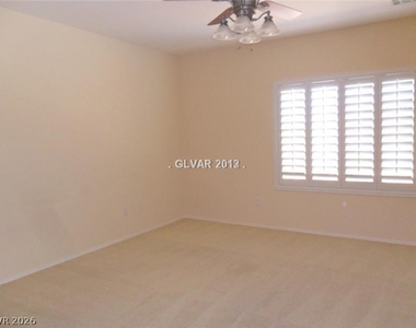 2221 Idaho Falls Drive - Photo Thumbnail 3