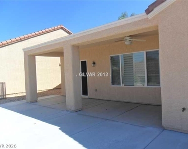 2221 Idaho Falls Drive - Photo Thumbnail 6