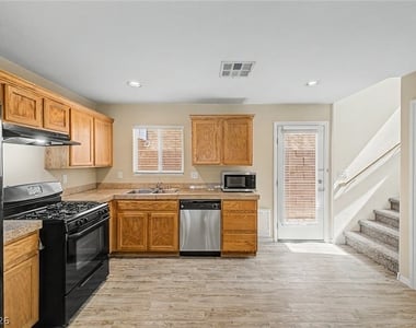 6077 Aripeka Street - Photo Thumbnail 7