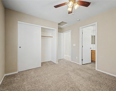 6077 Aripeka Street - Photo Thumbnail 11