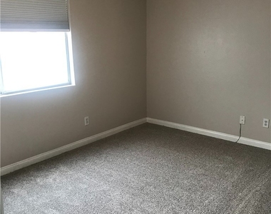 8600 W Charleston Boulevard - Photo Thumbnail 10