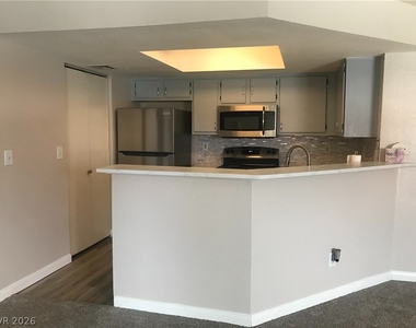 8600 W Charleston Boulevard - Photo Thumbnail 6