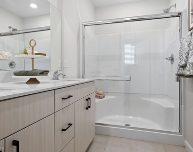 913 Cadence View Way - Photo Thumbnail 30