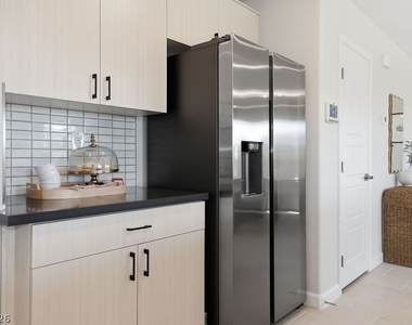 913 Cadence View Way - Photo Thumbnail 20