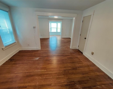 276 Main Street - Photo Thumbnail 1