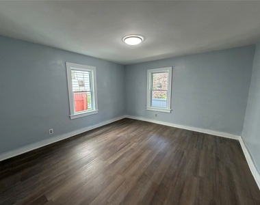6 Evans Street - Photo Thumbnail 8