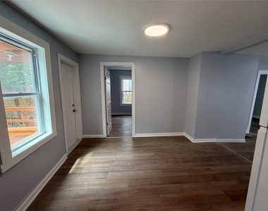 6 Evans Street - Photo Thumbnail 11