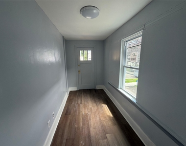 6 Evans Street - Photo Thumbnail 5