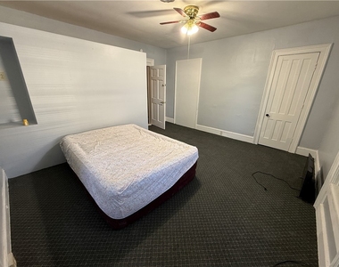31 Cedar Street - Photo Thumbnail 2