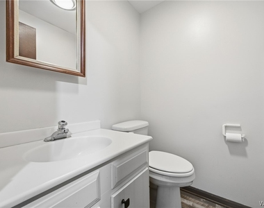 259 California Drive - Photo Thumbnail 11