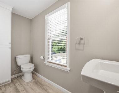 259 California Drive - Photo Thumbnail 18