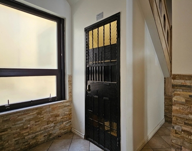 106 Fort Washington Avenue - Photo Thumbnail 10
