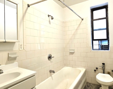 106 Fort Washington Avenue - Photo Thumbnail 6