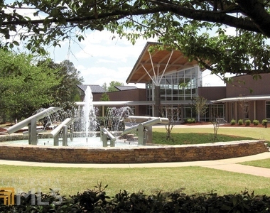 13 Northlake Drive - Photo Thumbnail 42