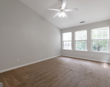 1000 Pierce Brennen Drive - Photo Thumbnail 14