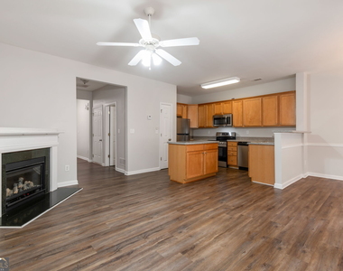 1000 Pierce Brennen Drive - Photo Thumbnail 3