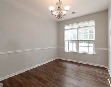 1000 Pierce Brennen Drive - Photo Thumbnail 9