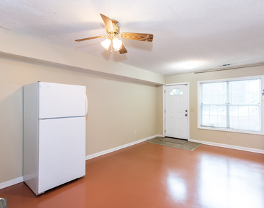 664 Bellemeade Avenue Nw - Photo Thumbnail 6