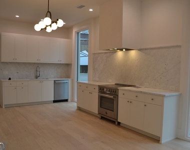 370 2nd Street - Photo Thumbnail 4