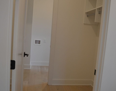 370 2nd Street - Photo Thumbnail 9