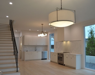 370 2nd Street - Photo Thumbnail 5