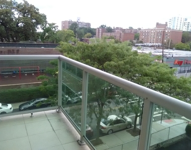 531 West 235th Street - Photo Thumbnail 6