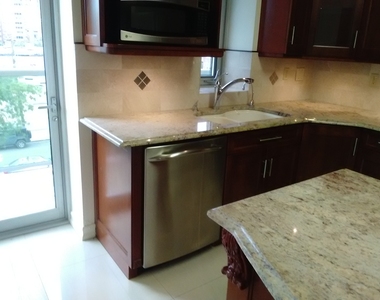 531 West 235th Street - Photo Thumbnail 8