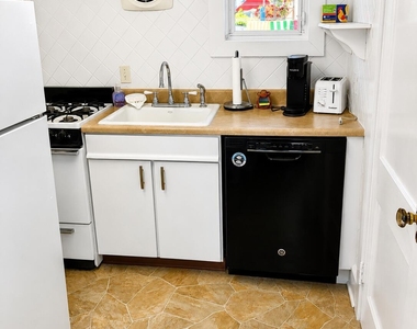 80 Franklin Avenue - Photo Thumbnail 12