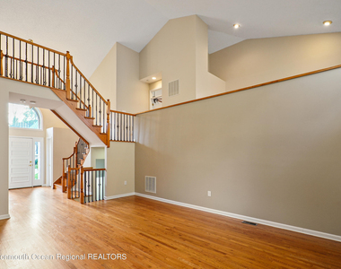 194 Pelican Court - Photo Thumbnail 24