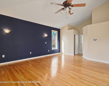 194 Pelican Court - Photo Thumbnail 29