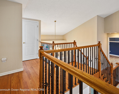 194 Pelican Court - Photo Thumbnail 40