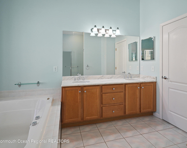 194 Pelican Court - Photo Thumbnail 34