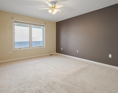 194 Pelican Court - Photo Thumbnail 41