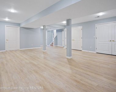 194 Pelican Court - Photo Thumbnail 47