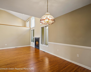 194 Pelican Court - Photo Thumbnail 18