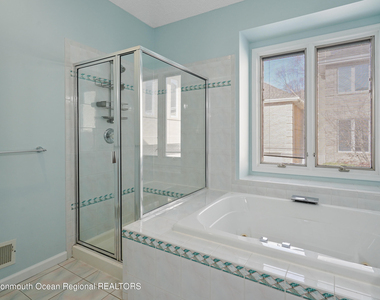 194 Pelican Court - Photo Thumbnail 32