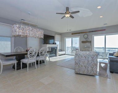 239-4 Beachfront - Photo Thumbnail 4